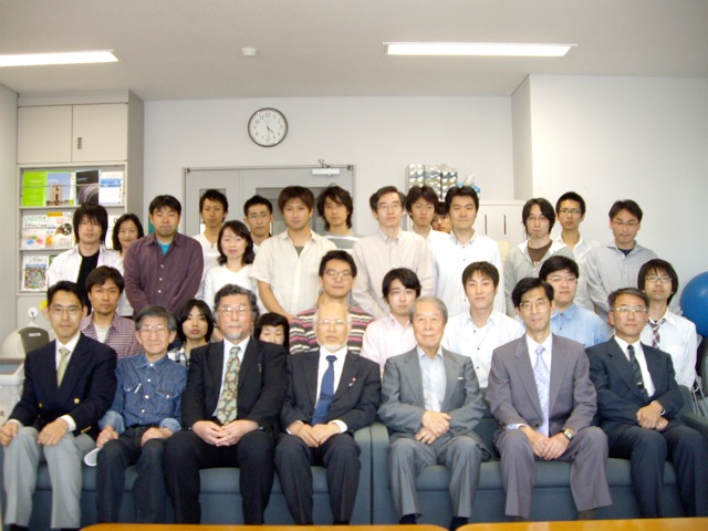 [ nambu-may09.jpg ]